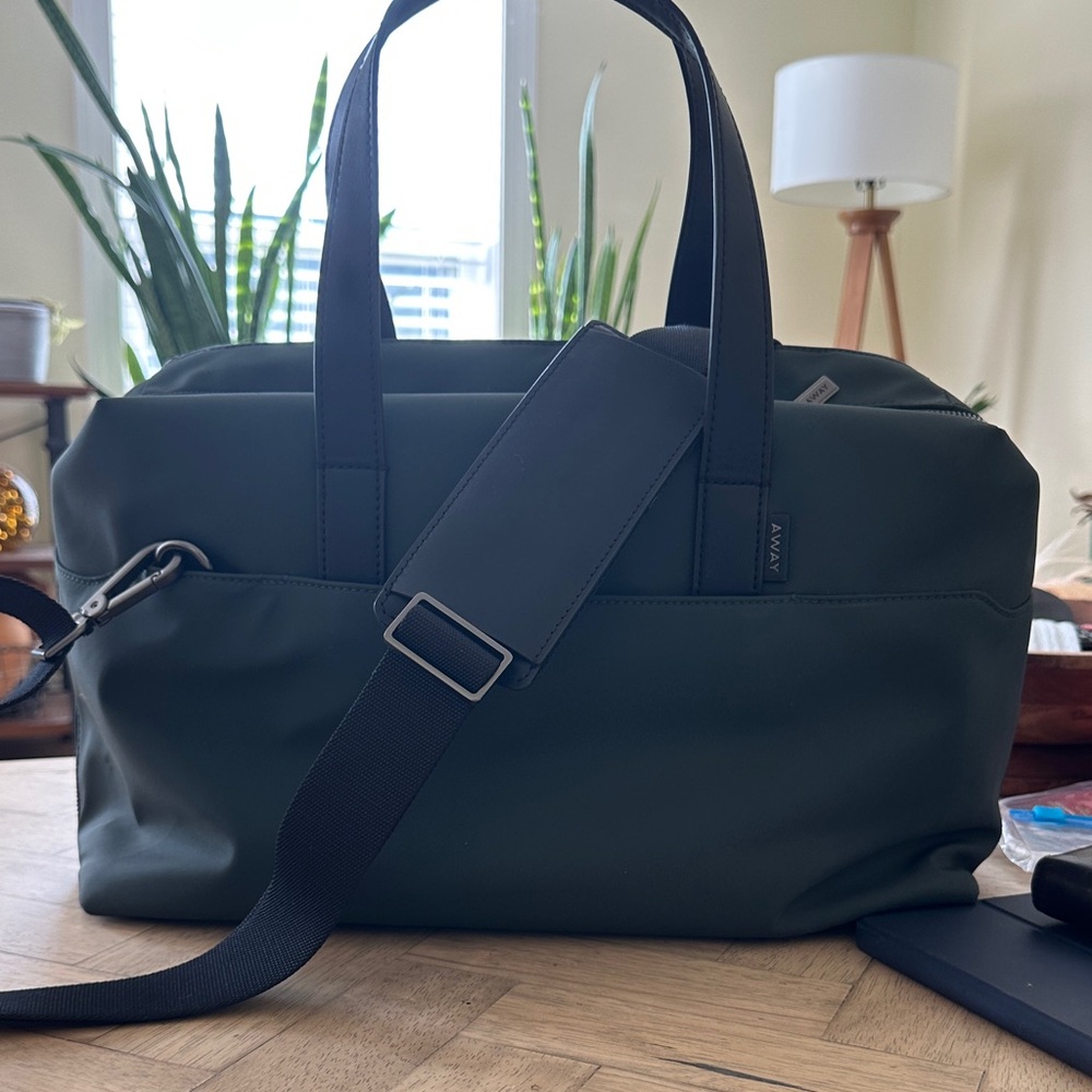 Away Green Travel Bag